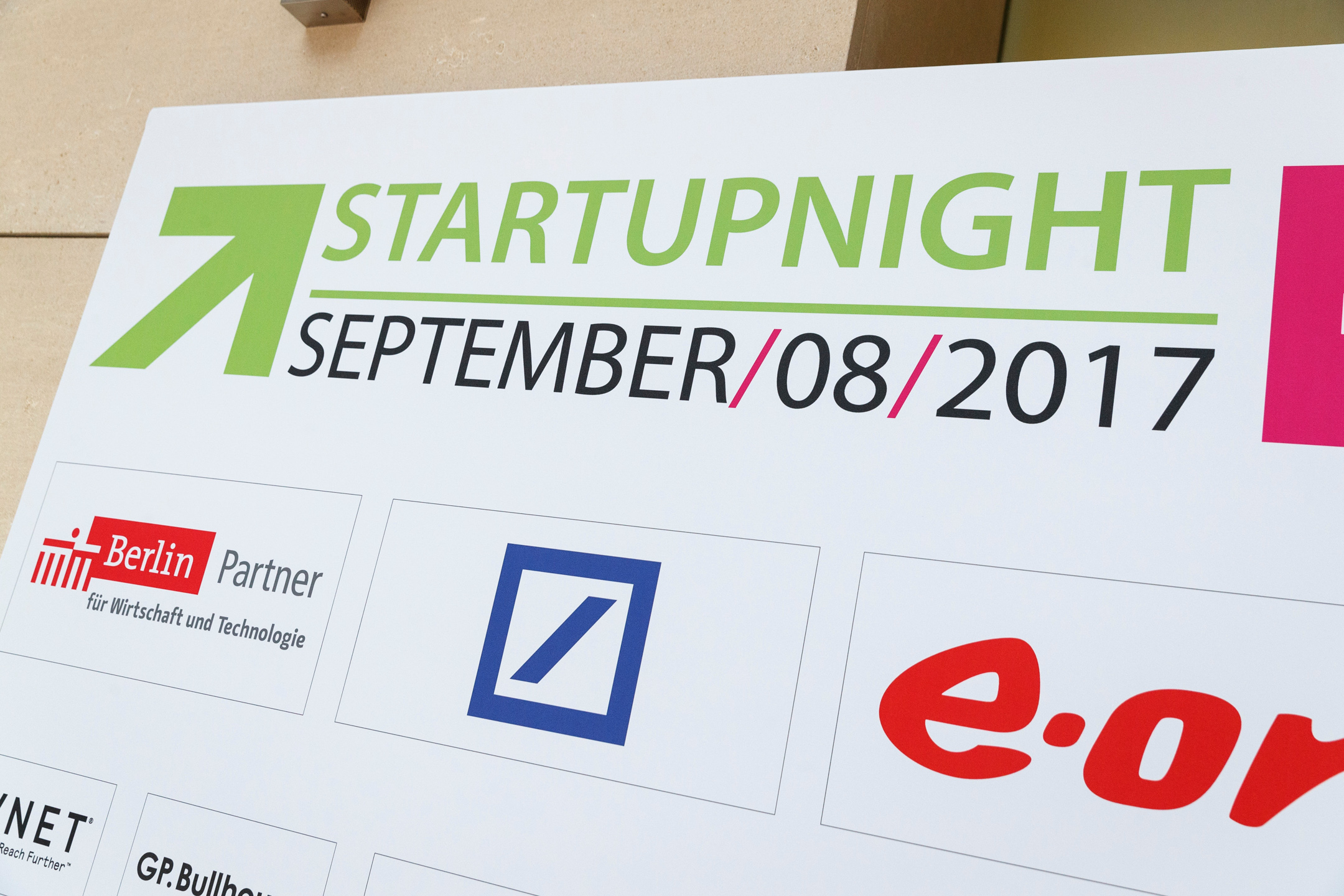 Startupnight 2017 Deutsche Bank's Atrium