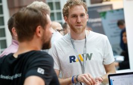 Startupnight 2017 Deutsche Bank's Atrium