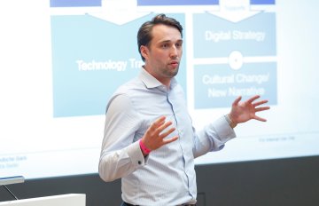 Startupnight 2017 Deutsche Bank's Atrium