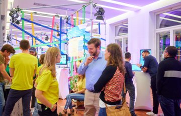 SUN X - Deutsche Telekom's Representative Office